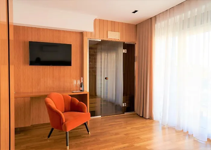 Hotel Glory
